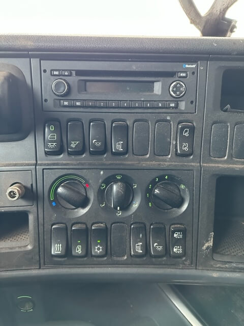 Scania R420, 4x2, 2011.a — изображение 3
